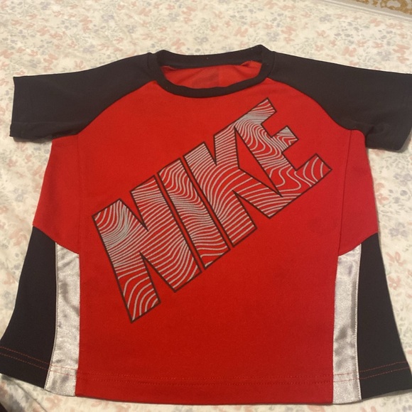 Nike and Puma  size 5 - Picture 3 of 6